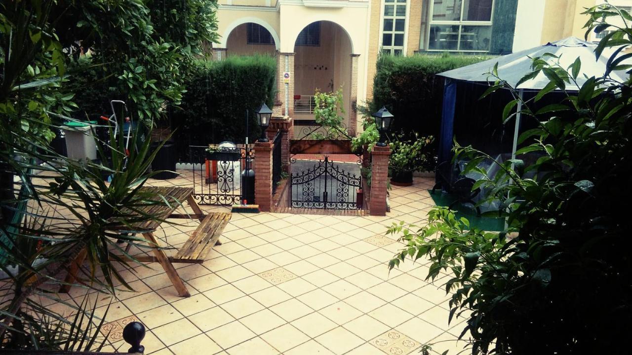 Casa Babylon Backpakers Hostel Málaga Exterior foto